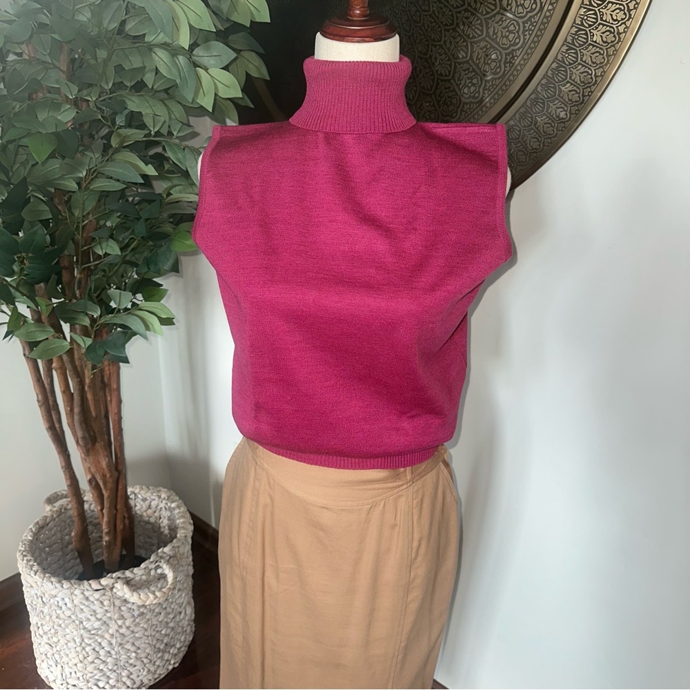 Marc D'Alcy Sleeveless Turtleneck Sweater Top - Size M/L Petite